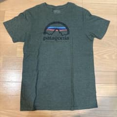patagonia グリーンTシャツ Sサイズのサムネイル