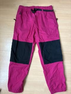 NIKE ACG アウトドアパンツ ピンクのサムネイル