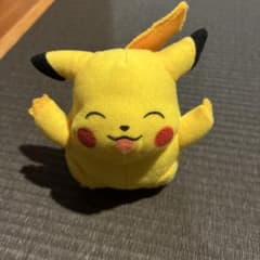 타*.님 [희소] 피카츄 봉제인형 TOMY (몬스터볼 변신)