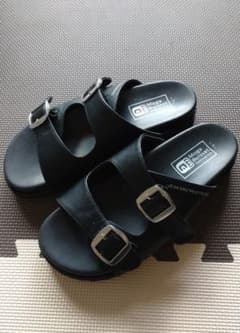 黒サンダルLサイズのサムネイル