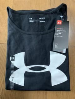 アンダーアーマー Tシャツ 黒 新品のサムネイル