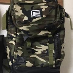 reversal リュックのサムネイル