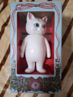 こはるのお人形　ヒグチユウコのサムネイル