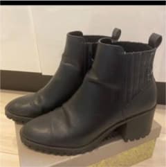 ZARA サイドゴアブーツ ショートブーツのサムネイル