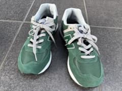 【美品】New Balance 574 グリーン スニーカーのサムネイル