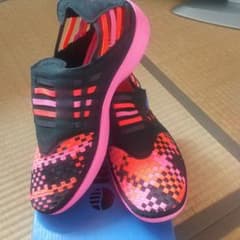 ナイキのサマースニーカーのサムネイル