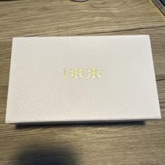 Dior ギフトボックス ホワイトのサムネイル