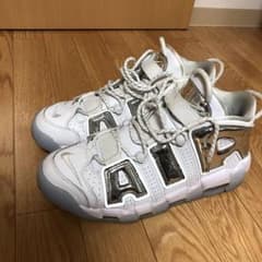 NIKE AIR MORE UPTEMPO 白／水色 クロムのサムネイル