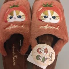 mofusand ファーム トマト ルームシューズのサムネイル