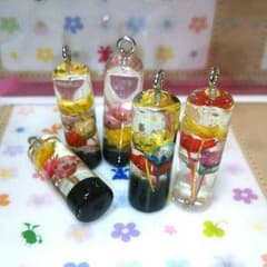 タカオ様…専用ページ☆水中花♪黒の円柱型 ☆クリアの円柱型のサムネイル