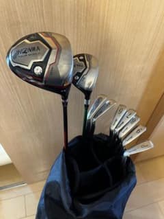値下げ交渉可】ゴルフクラブセット＋バッグ - メルカリ