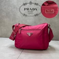 PRADA ショルダーバッグ プラダ カメラバッグ 1BC909 ほぼ未使用 PRADA ショルダーバッグ プラダ カメラバッグ 1BC909 ほぼ未使用