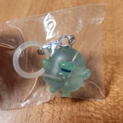 たまごっち　めじるしアクセサリー　くちぱっちのサムネイル