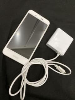 【SIMフリー】AQUOS sense shv40 本体＆充電器のサムネイル