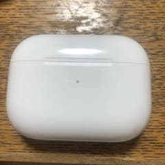Air pods pro 充電ケースのみ　ジャンクのサムネイル
