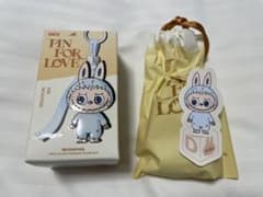 POPMART PIN FOR LOVE D ラブブ LABUBU 正規品のサムネイル