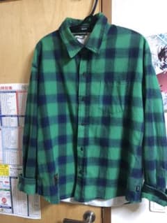 glamb チェックシャツ　WAR  IS OVERのサムネイル