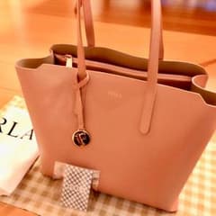 えっちゃん様専用★FURLA フルラ Sally サリーのサムネイル