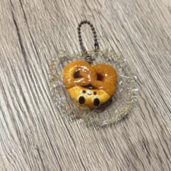 プレッツェル ミニチュアキーホルダー スクイーズ みにとろ