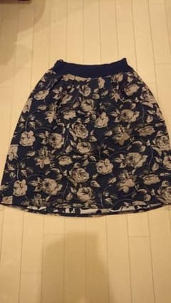 お値下げしました。スカートのサムネイル