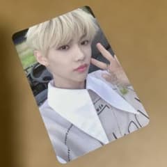 StrayKids スキズ フィリックス yellow wood 封入 トレカ - メルカリ