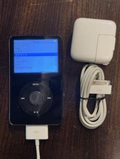 ポータブルプレーヤー iPod 30GB も*ー様 Apple iPod 30GB 本体 ケーブル付き 動作品 - メルカリ