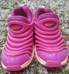 Nike◆17㎝ダイナモフリー◆ピンク◆ナイキ◆のサムネイル
