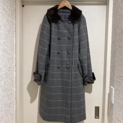 チェックのロングコートのサムネイル