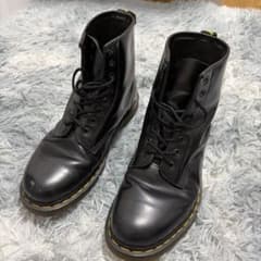 Dr. Martens 8ホール ブーツ ブラックのサムネイル