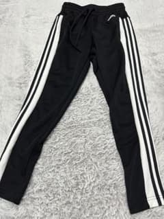 adidas ブラックジャージ 3本ラインのサムネイル