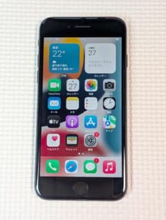 iPhone 7 ブラック MNCE2J/A A1779 SIMロック解除 01のサムネイル