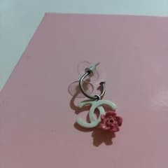*＊CHANELココお花ピアス*＊のサムネイル