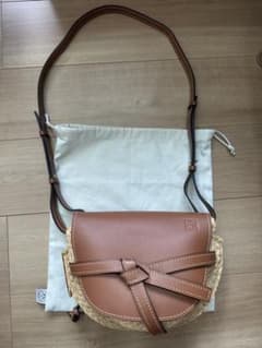 오늘 한정 가격 Loewe 로에베 게이트백 바구니 가방 라피아 스몰