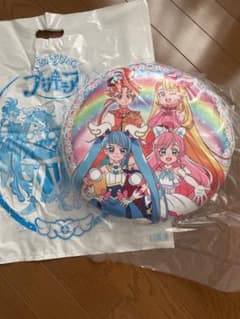 しん様専用プリキュア　クッションのサムネイル