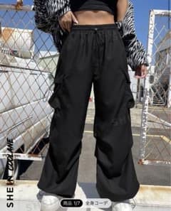 SHEIN フラップポケット　ドローストリングウエスト　カーゴパンツのサムネイル