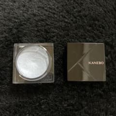 KANEBO カネボウ モノアイシャドウ 04 Shine Blueのサムネイル