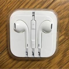 iPhone6に付属    イヤホンマイクのサムネイル