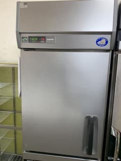aaoii2000様専用 SANYO 業務用冷蔵庫　SRR-J681VLのサムネイル