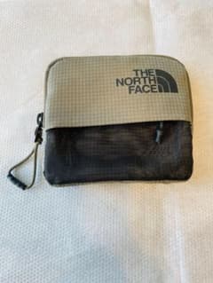 ノースフェイス　へイジーワレット　NM82460　フォールンロックのサムネイル