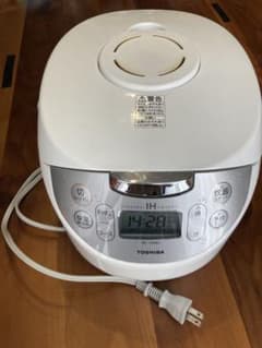 TOSHIBA RC-10HH IH炊飯器 1.0Lのサムネイル