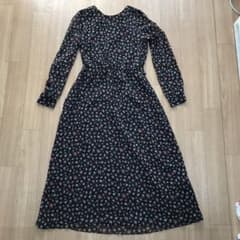 ZARA 花柄ワンピース　Sのサムネイル