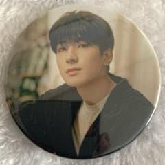 SEVENTEEN CAFE 2025 缶バッジ ウォヌ | Shop at Mercari from Japan