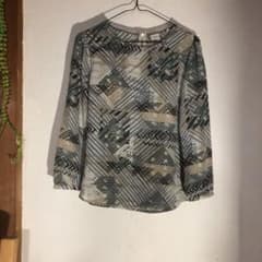 Te chichi  ブラウスのサムネイル