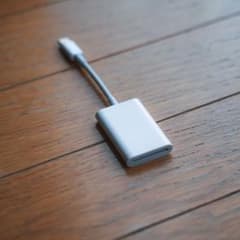 apple mac book SDカードアダプターのサムネイル
