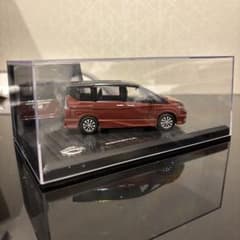 日産 セレナ カラーサンプル ミニカー ディスプレイケース付のサムネイル