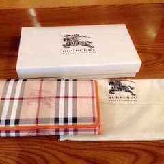 BURBERRY 長財布のサムネイル