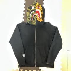 A BATHNG APE シャークパーカー タイガーパーカー いいね不用です 