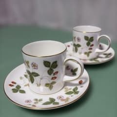 【新品】ウェッジウッド ワイルドストロベリー カップ＆ソーサー 2客のサムネイル