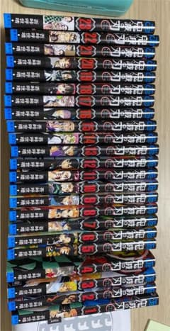 鬼滅の刃 全巻 1-23巻（購入前にコメントください）のサムネイル