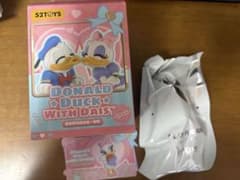 52TOYS Donald Duck With Daisy フィギュア　デイジーのサムネイル